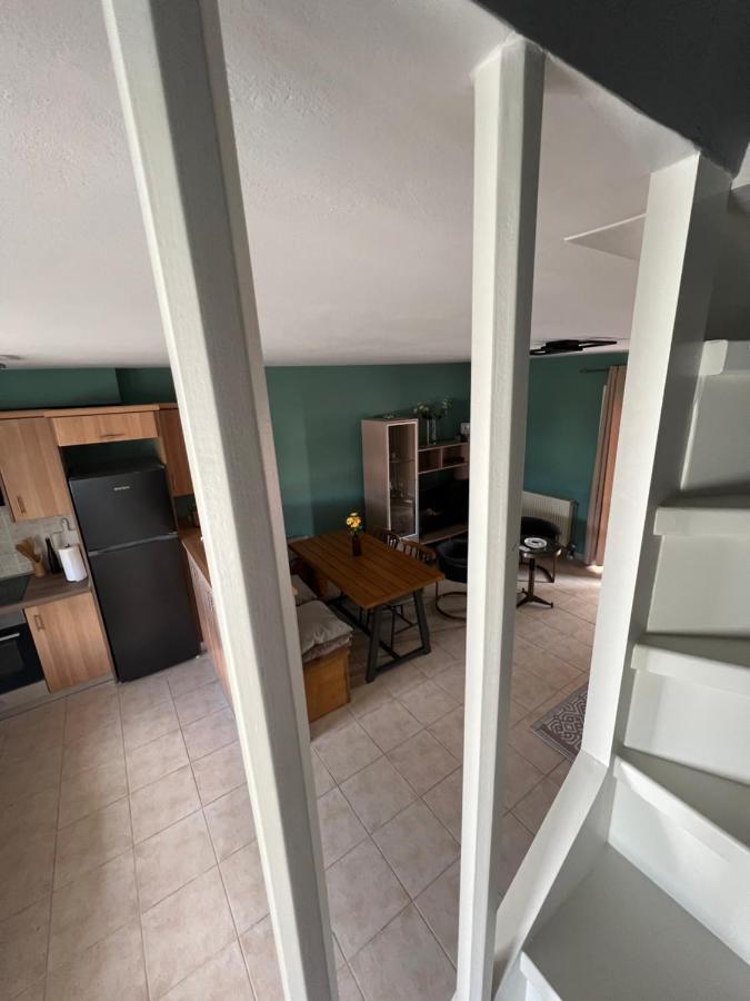 Central Smart Maisonette Apartment Аргостолион Екстериор снимка