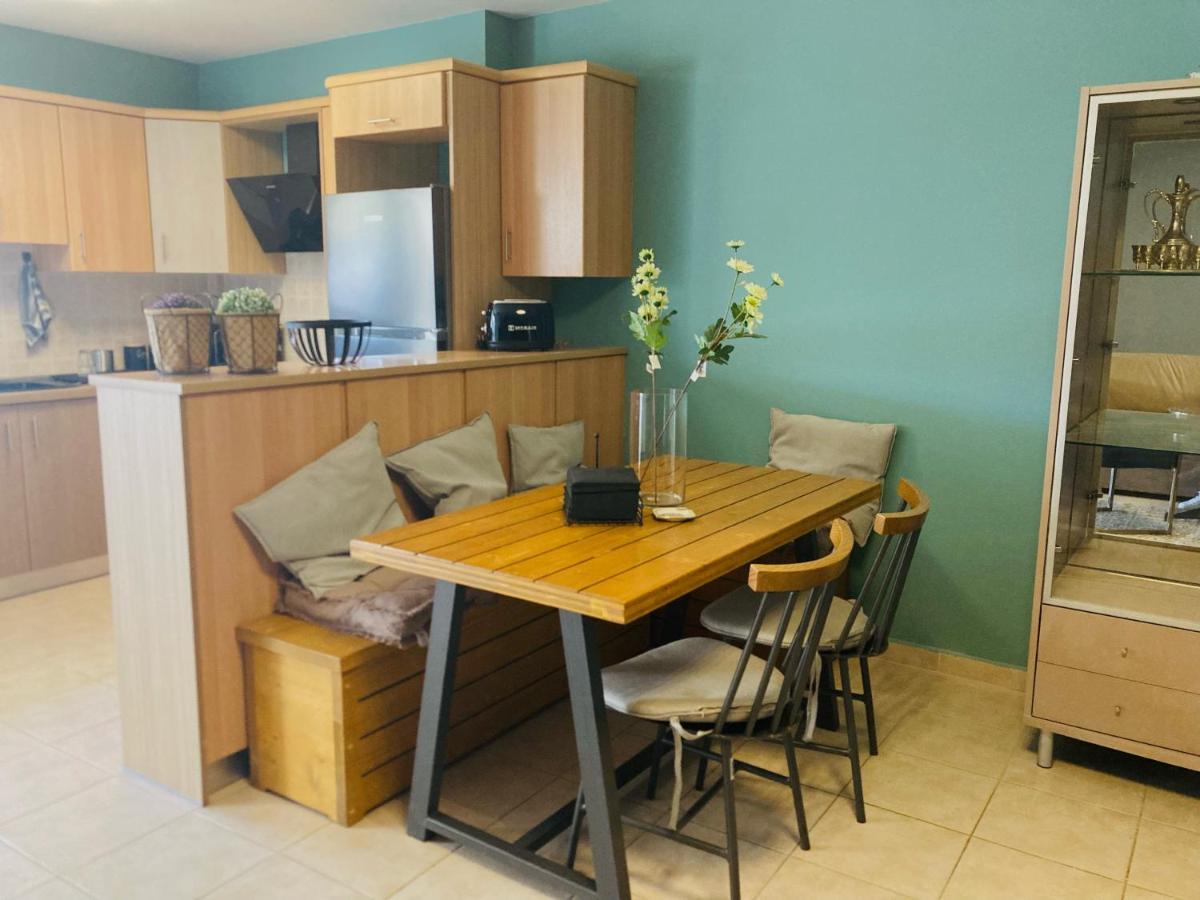 Central Smart Maisonette Apartment Аргостолион Екстериор снимка